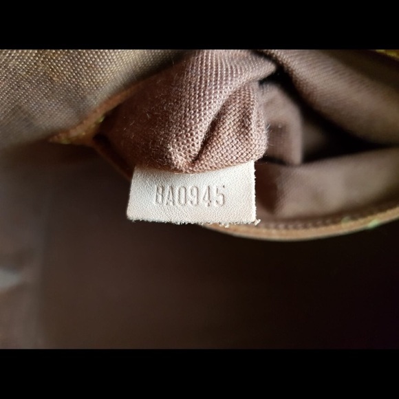 ‼️Sold ‼️100% Authentic Louis Vuitton Alma - Picture 8 of 13